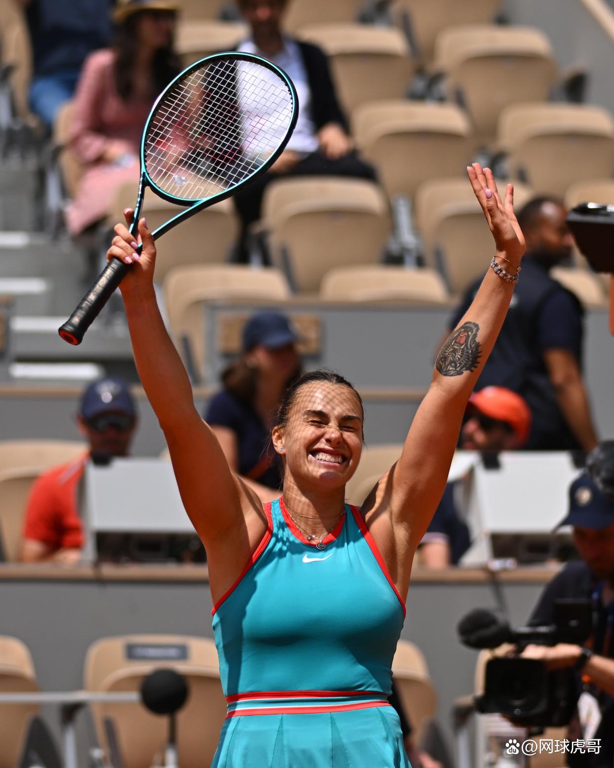 成为丽影翩 成为丽影翩