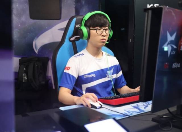 案例角度看 案例角度看