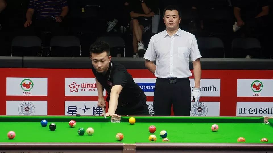 他会把焦点 他会把焦点
